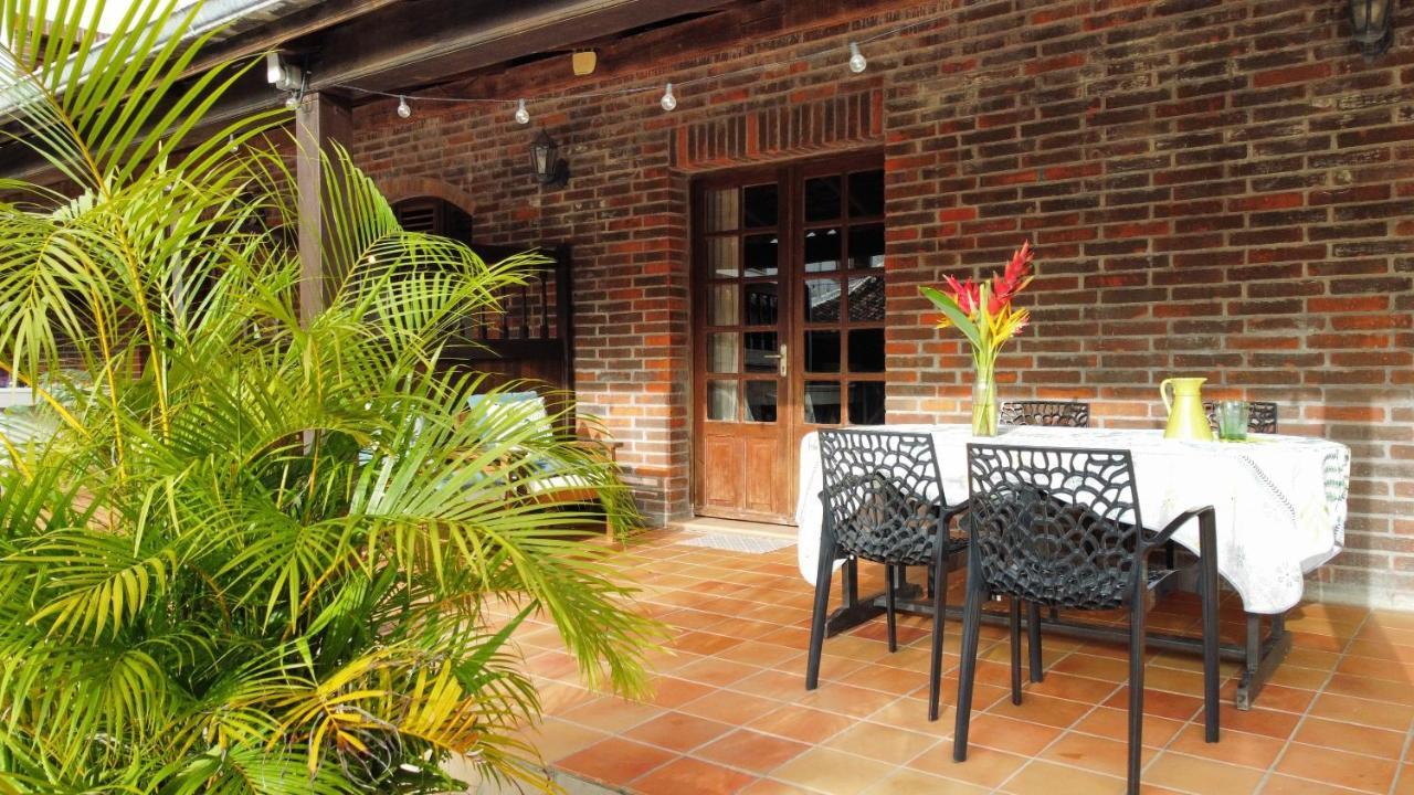 Domaine Du Chateau Les Trois-Ilets Exterior foto