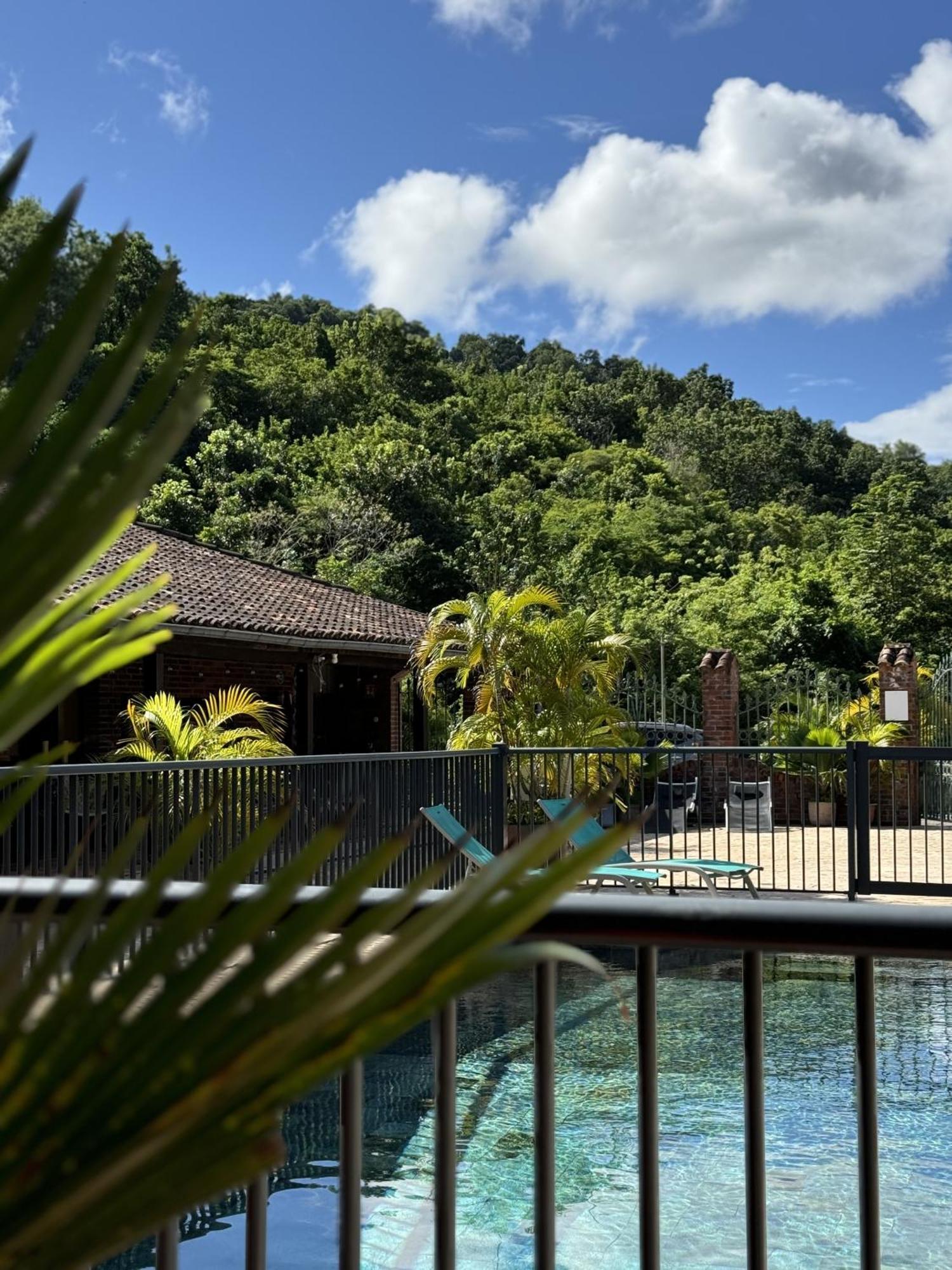 Domaine Du Chateau Les Trois-Ilets Exterior foto